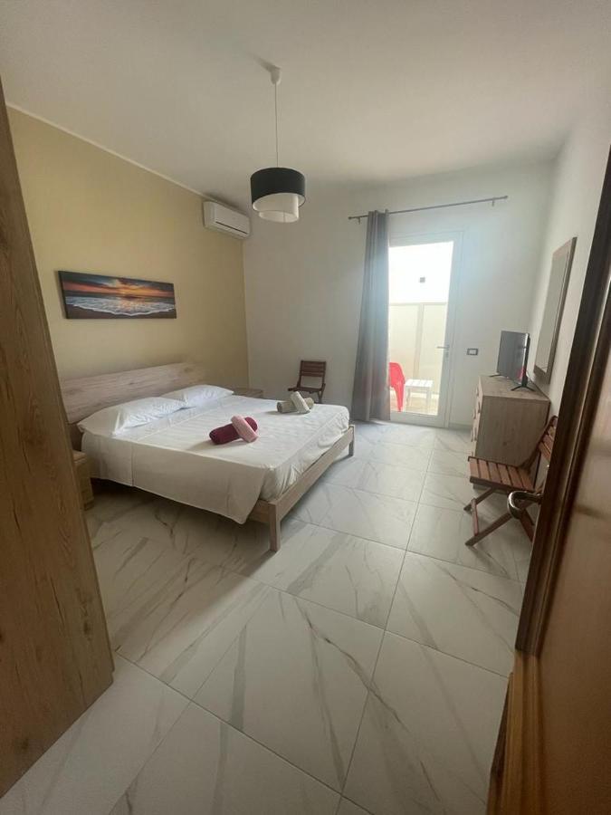 Camere Lorenzo Porto Cesareo Exterior foto